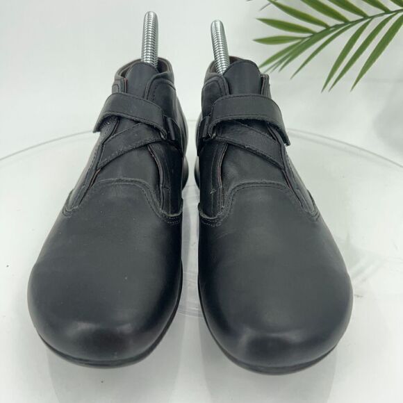 Wolky Bia Chelsea Ankle Boots Women's 39 8 Black Leather Booties Wedge - Picture 3 of 14